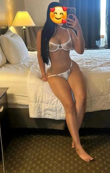 Karla, 25  female escort, Worcester