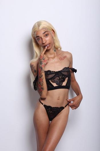 Jazz, 25  female escort, Worcester