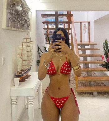 Luz, 28  female escort, Worcester
