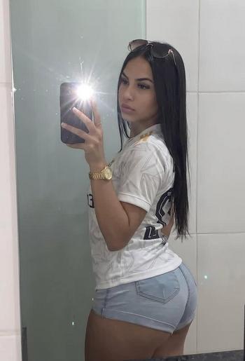 Alondra, 25  female escort, Worcester